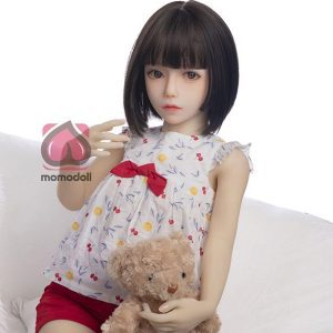 MOMODOLL 132 CM Small Breast Kazuki
