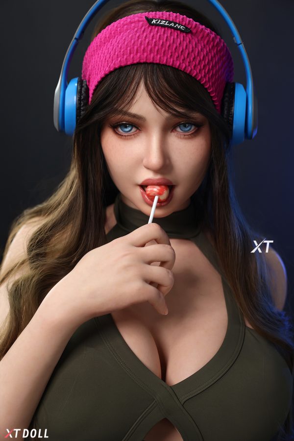 XT Doll Full Silicone 166 Cm H-Cup XT-31-B Natalie - Image 4