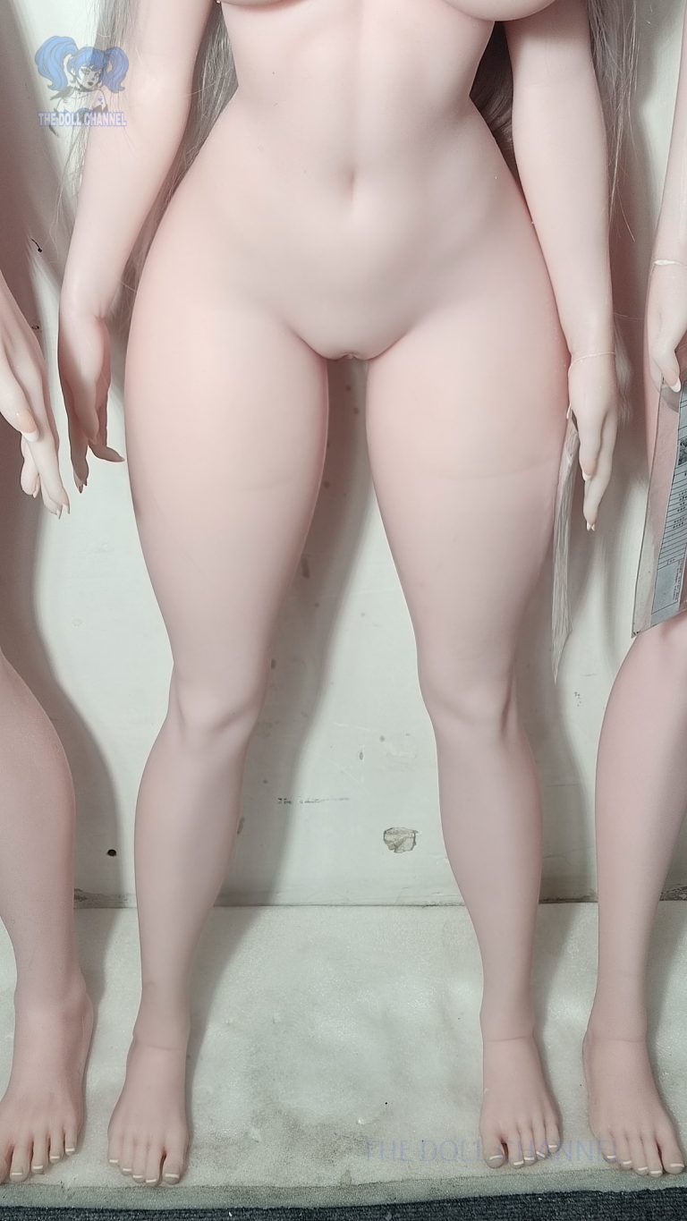 Elsa Babe 140 cm Platinum Silicone Sex Doll RAD011 Hayakawa Saaya - Image 4